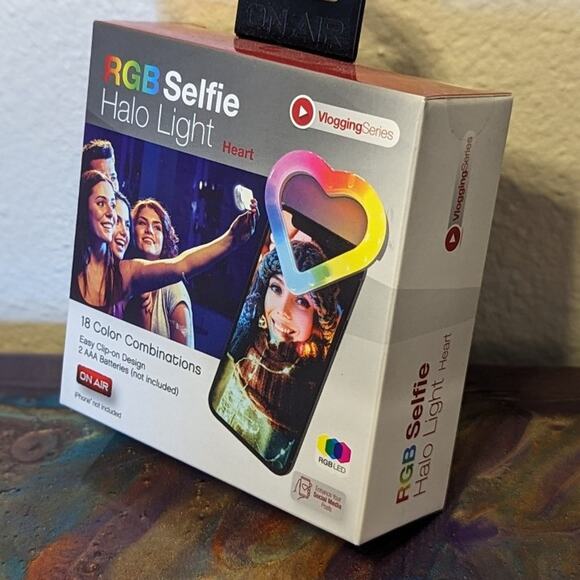Selfie Halo Light RGB 18 color combinations heart clip-on New Sealed - Picture 3 of 5